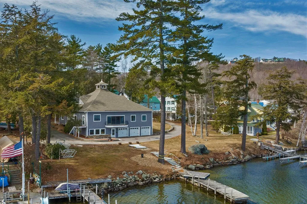 39-49 Methodist Circle Laconia NH 03246