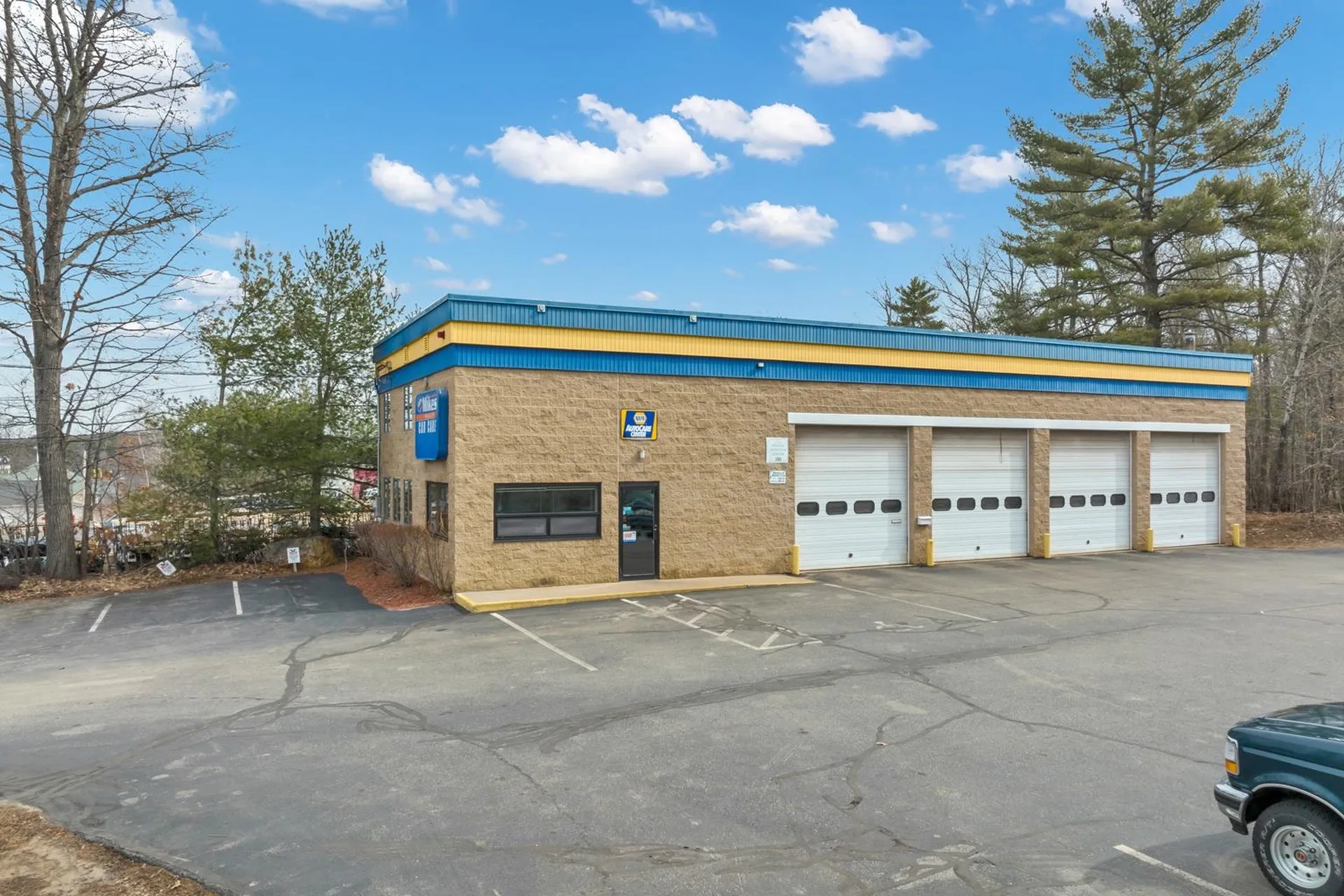 1145-1147 Union Avenue Laconia NH 03246