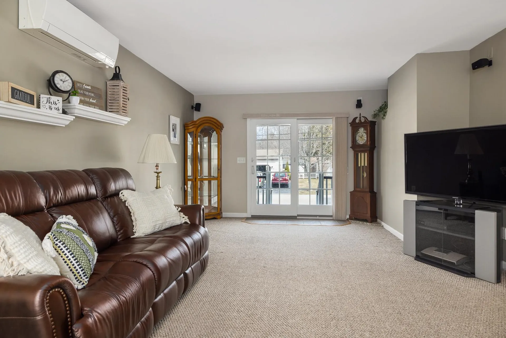 14 Suzanne Drive Portsmouth NH 03801