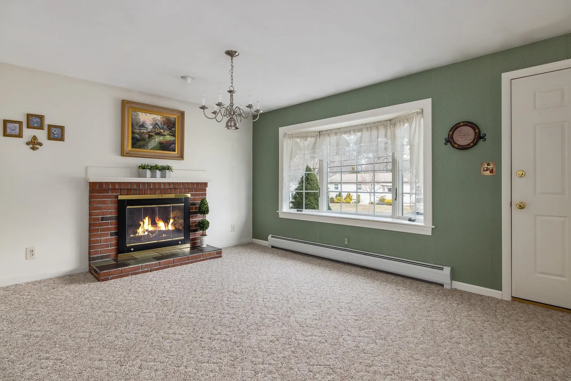 14 Suzanne Drive Portsmouth NH 03801