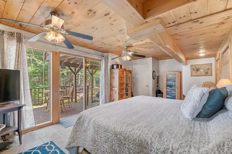 11 Northwest Lane Sunapee NH 03782