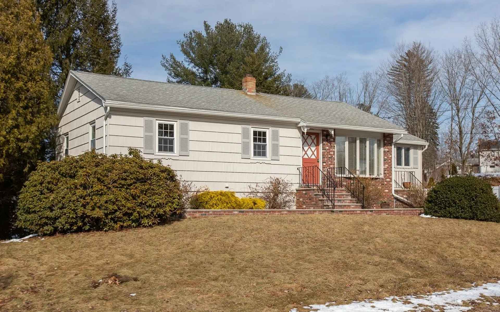 12 Briar Avenue Salem NH 03079