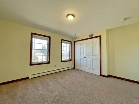 132 Sherwood Circle Brattleboro VT 05301