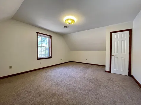 132 Sherwood Circle Brattleboro VT 05301
