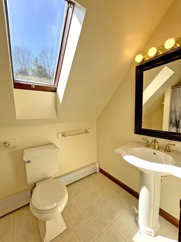 132 Sherwood Circle Brattleboro VT 05301