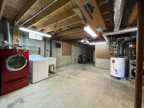 132 Sherwood Circle Brattleboro VT 05301
