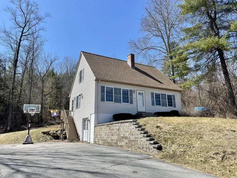 132 Sherwood Circle Brattleboro VT 05301