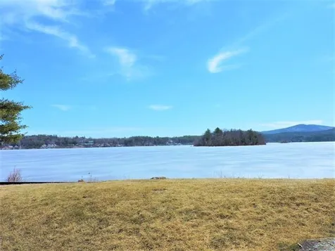 42 Foliage Lane Laconia NH 03246