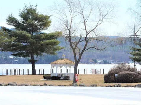 42 Foliage Lane Laconia NH 03246