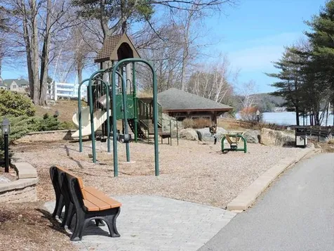 42 Foliage Lane Laconia NH 03246
