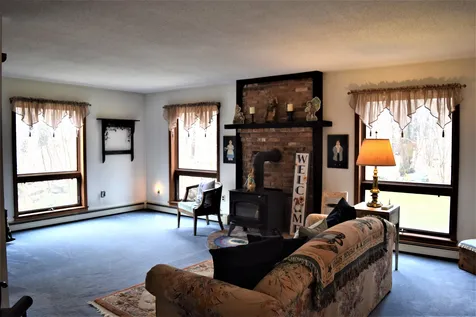 123 Sunny Oaks Terrace Strafford NH 03884