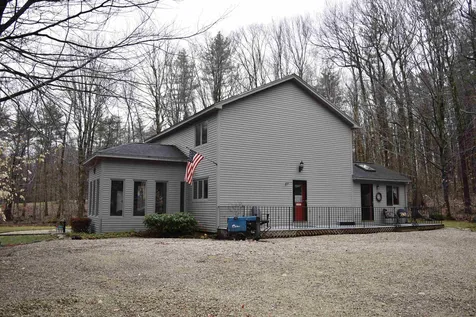 123 Sunny Oaks Terrace Strafford NH 03884