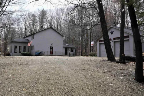 123 Sunny Oaks Terrace Strafford NH 03884