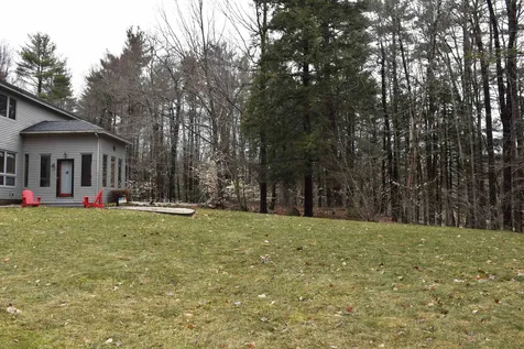 123 Sunny Oaks Terrace Strafford NH 03884