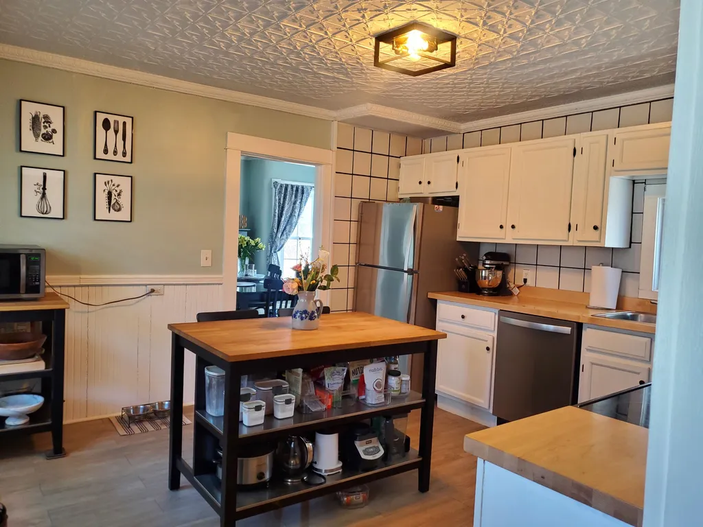 39 Perham Street Keene NH 03431