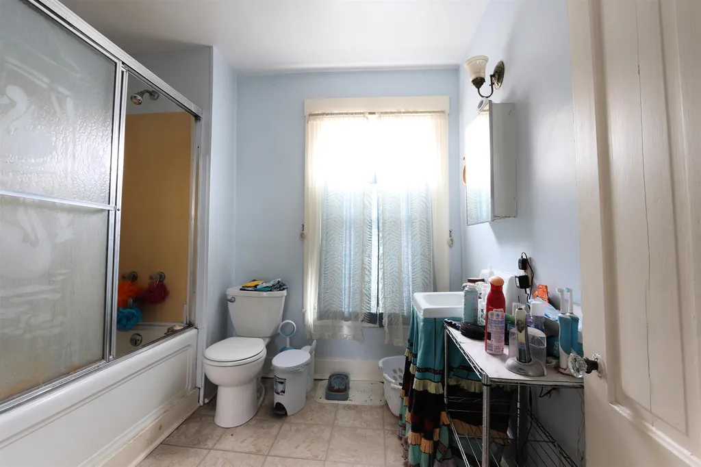 109 Caledonia Street St. Johnsbury VT 05819