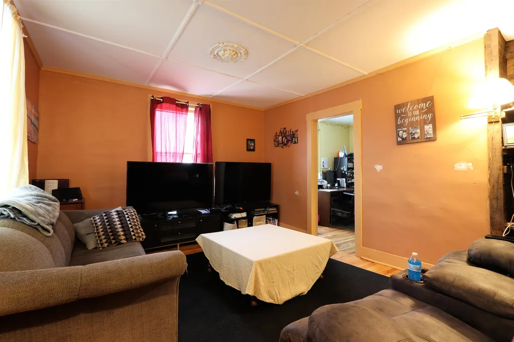 109 Caledonia Street St. Johnsbury VT 05819