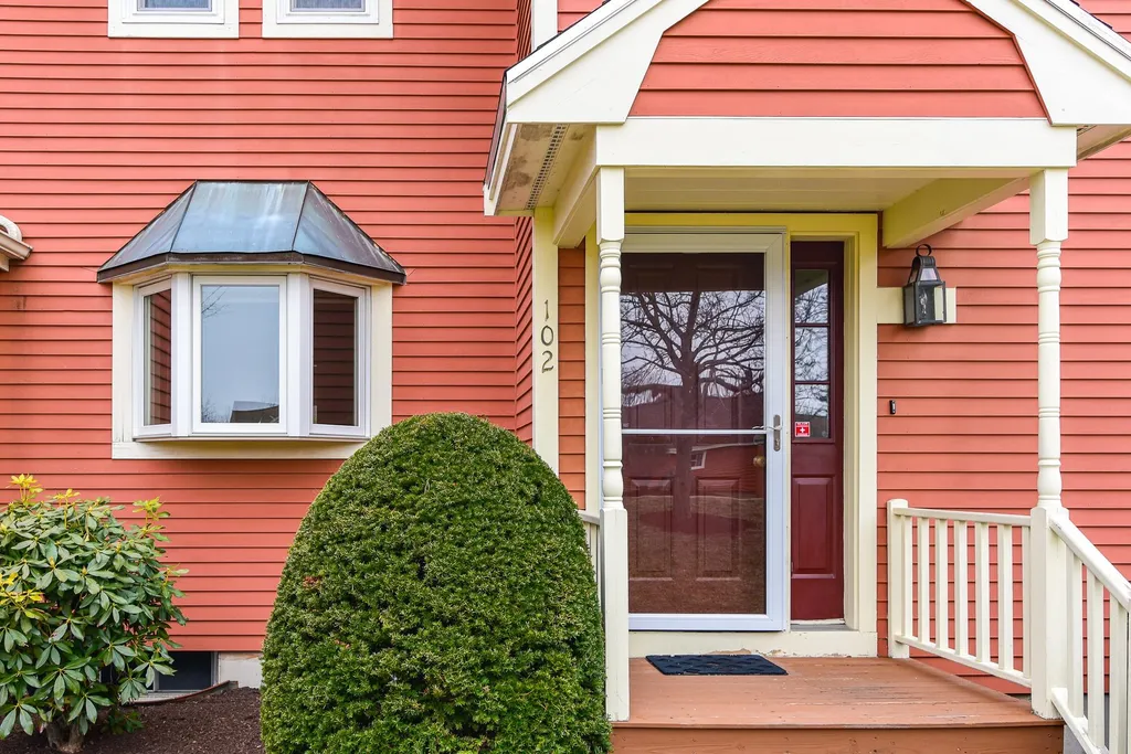 102 Katie Lane Dover NH 03820