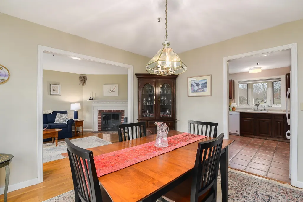 102 Katie Lane Dover NH 03820