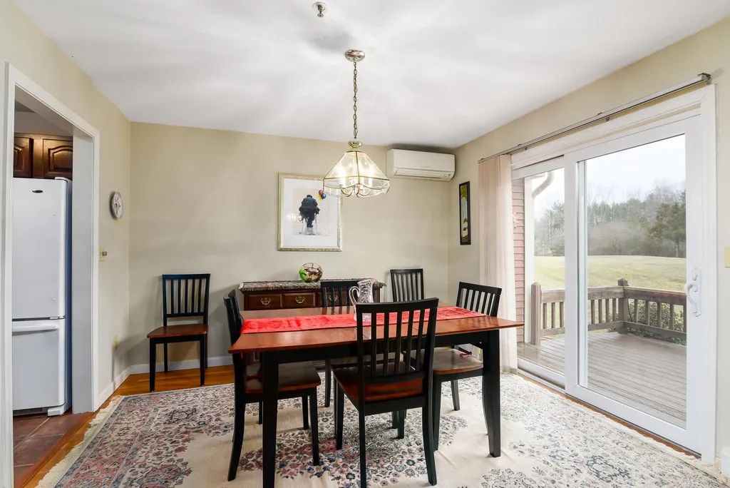 102 Katie Lane Dover NH 03820
