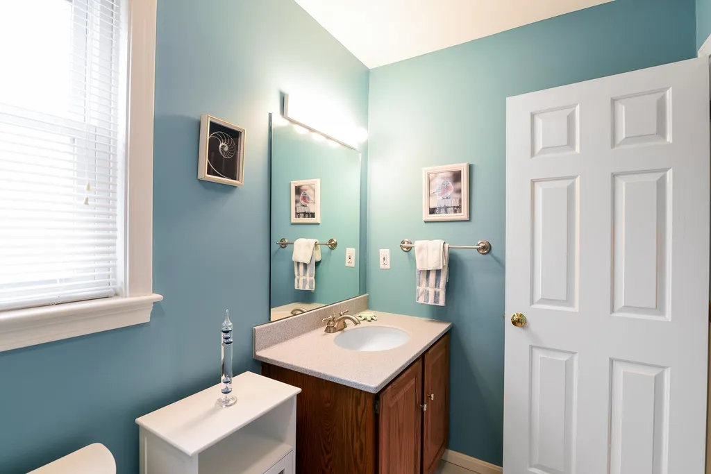 102 Katie Lane Dover NH 03820