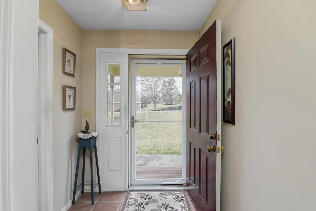 102 Katie Lane Dover NH 03820