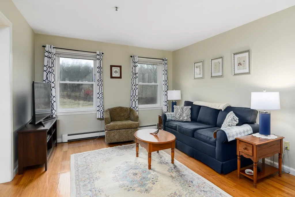 102 Katie Lane Dover NH 03820