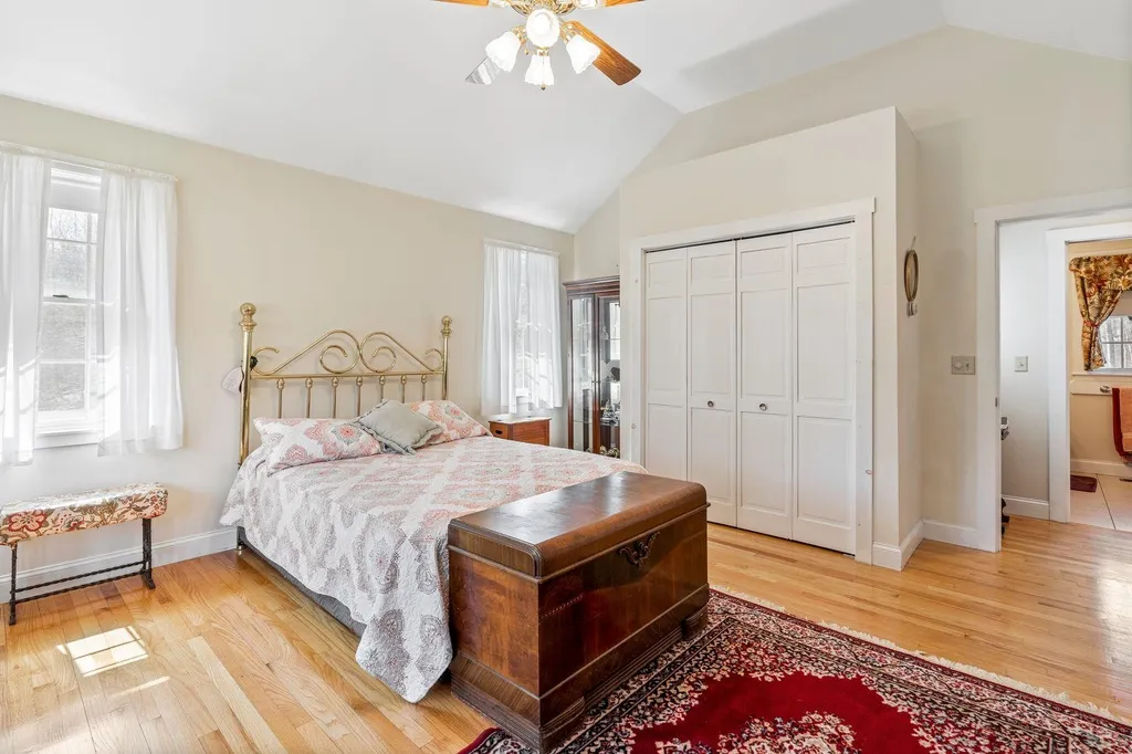 49 Chester Street Chester NH 03036