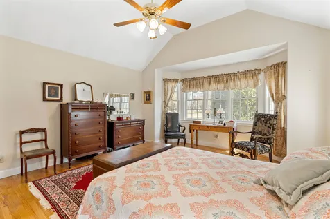 49 Chester Street Chester NH 03036