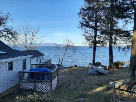 25 Island View Road Gilford NH 03249