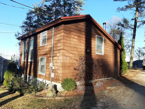 25 Island View Road Gilford NH 03249