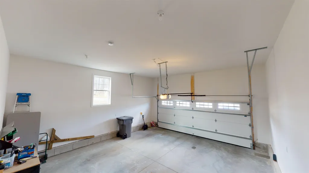 5 Mary Joe Lane Raymond NH 03077