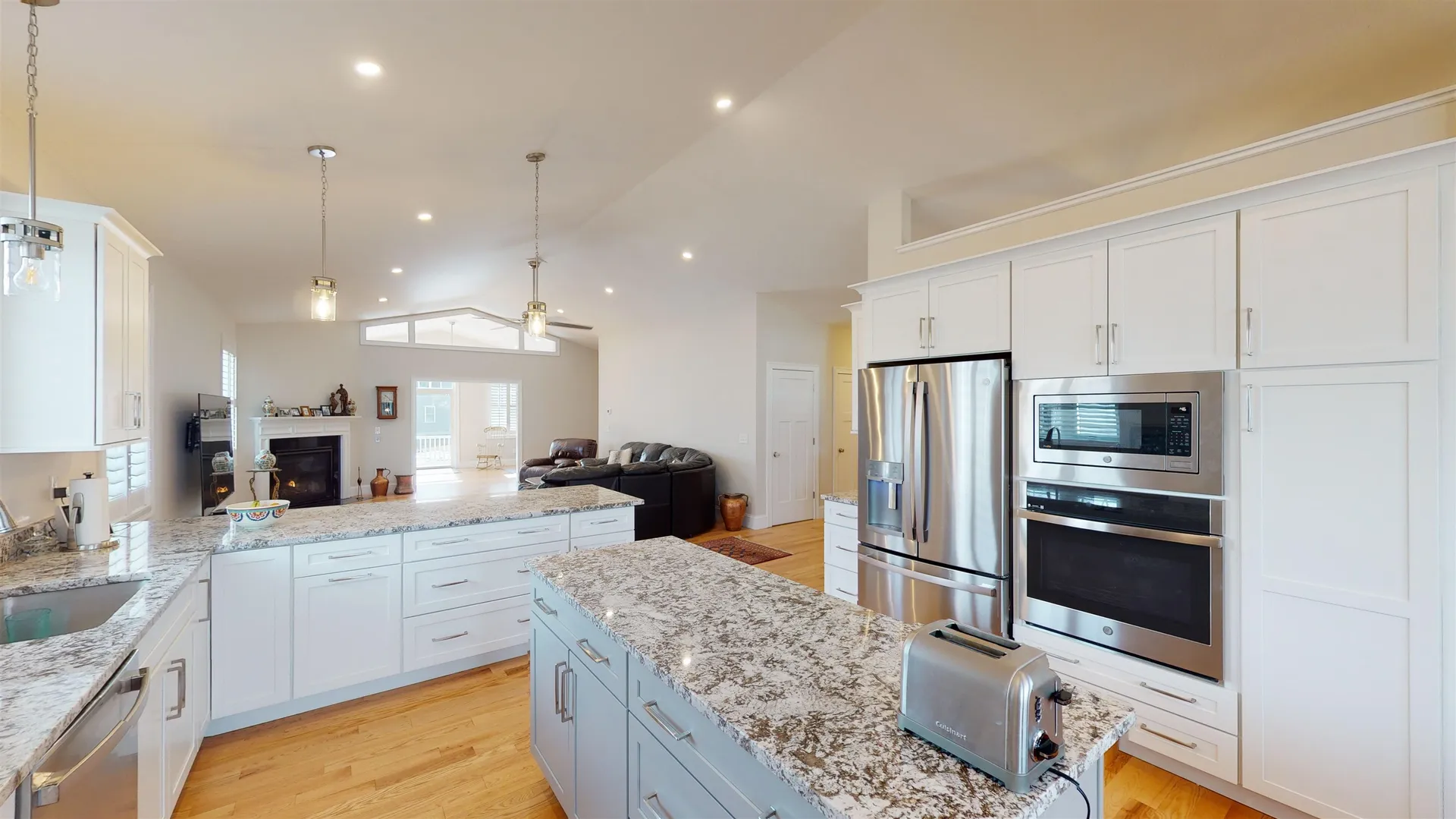 5 Mary Joe Lane Raymond NH 03077