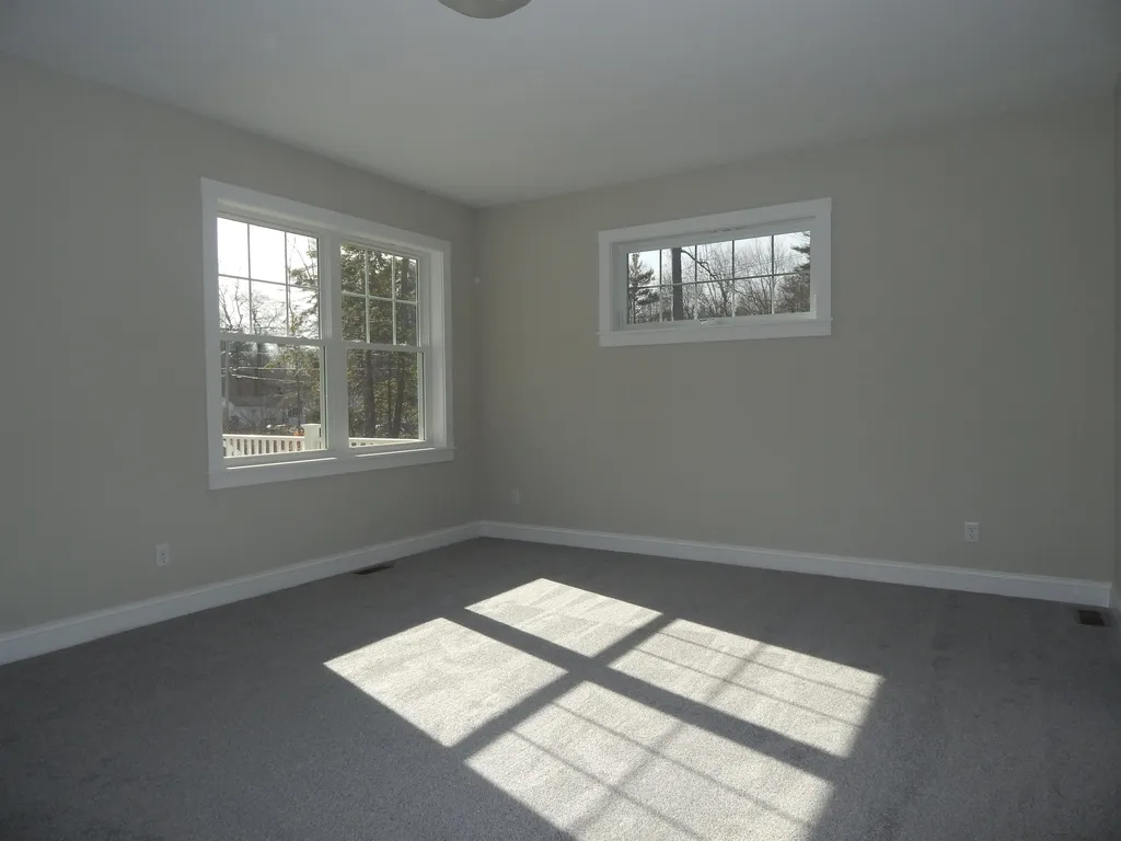 15 Rose Fountain Lane Hampton NH 03842