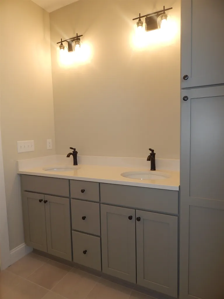 15 Rose Fountain Lane Hampton NH 03842