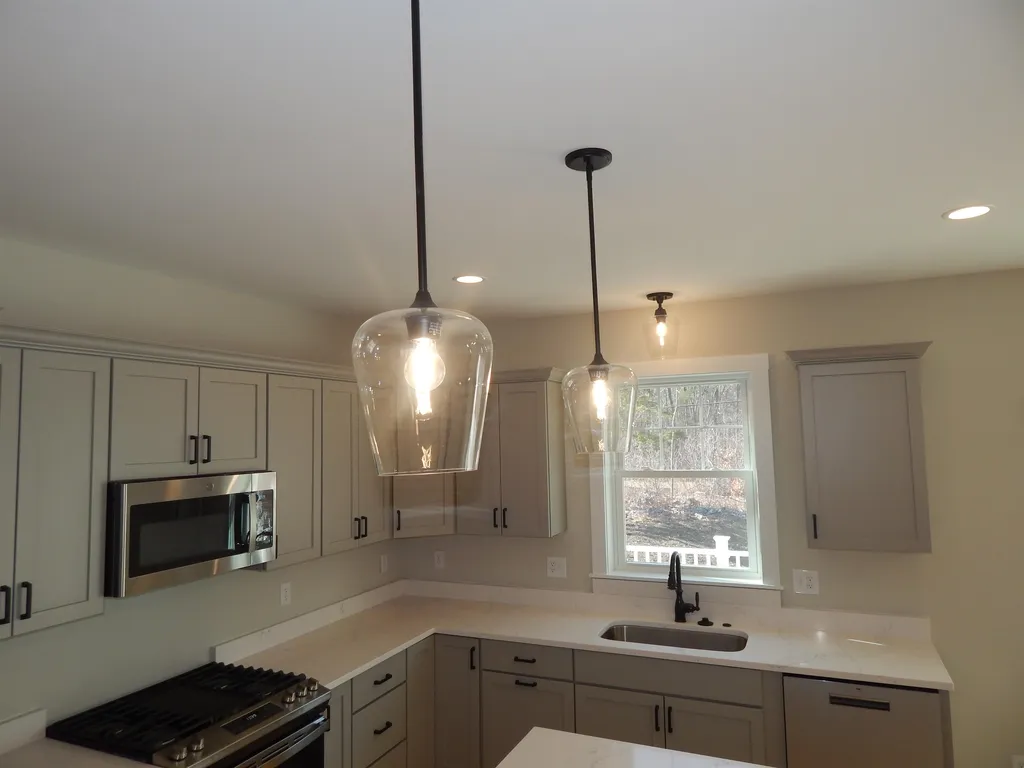 15 Rose Fountain Lane Hampton NH 03842
