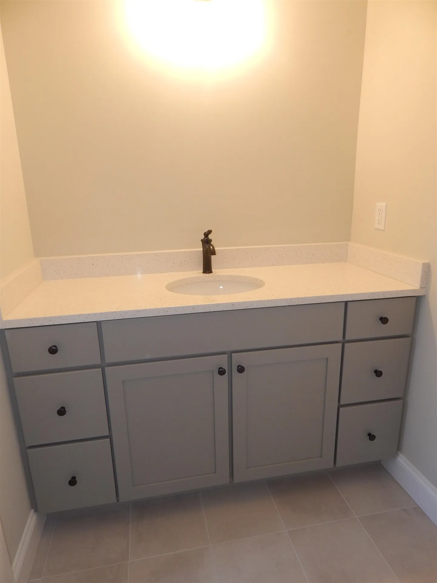 15 Rose Fountain Lane Hampton NH 03842