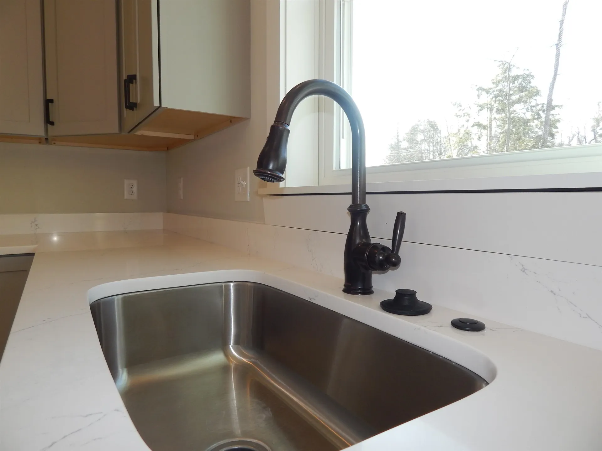 15 Rose Fountain Lane Hampton NH 03842