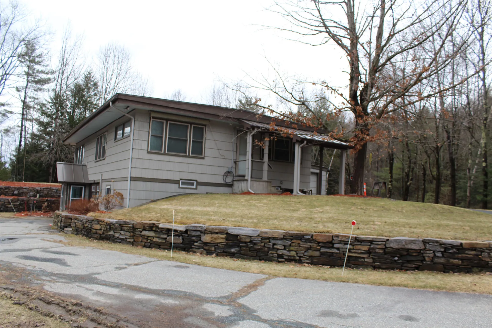 768 North Main Street Hartford VT 05001