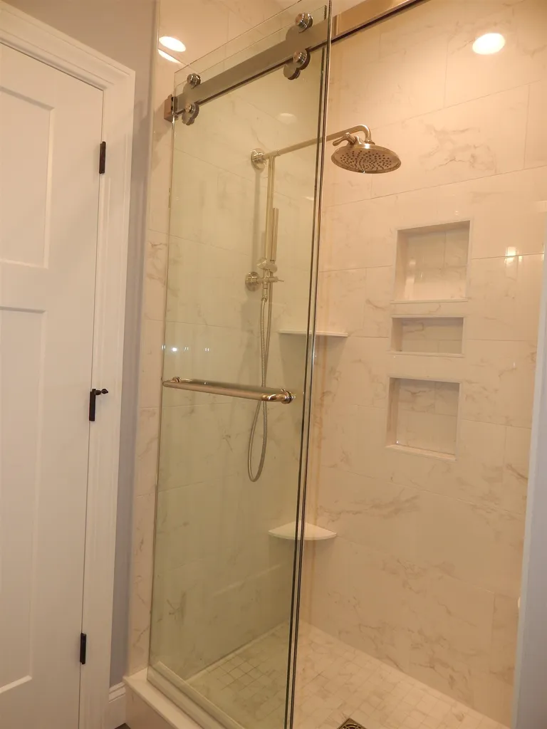 21 Rose Fountain Lane Hampton NH 03842