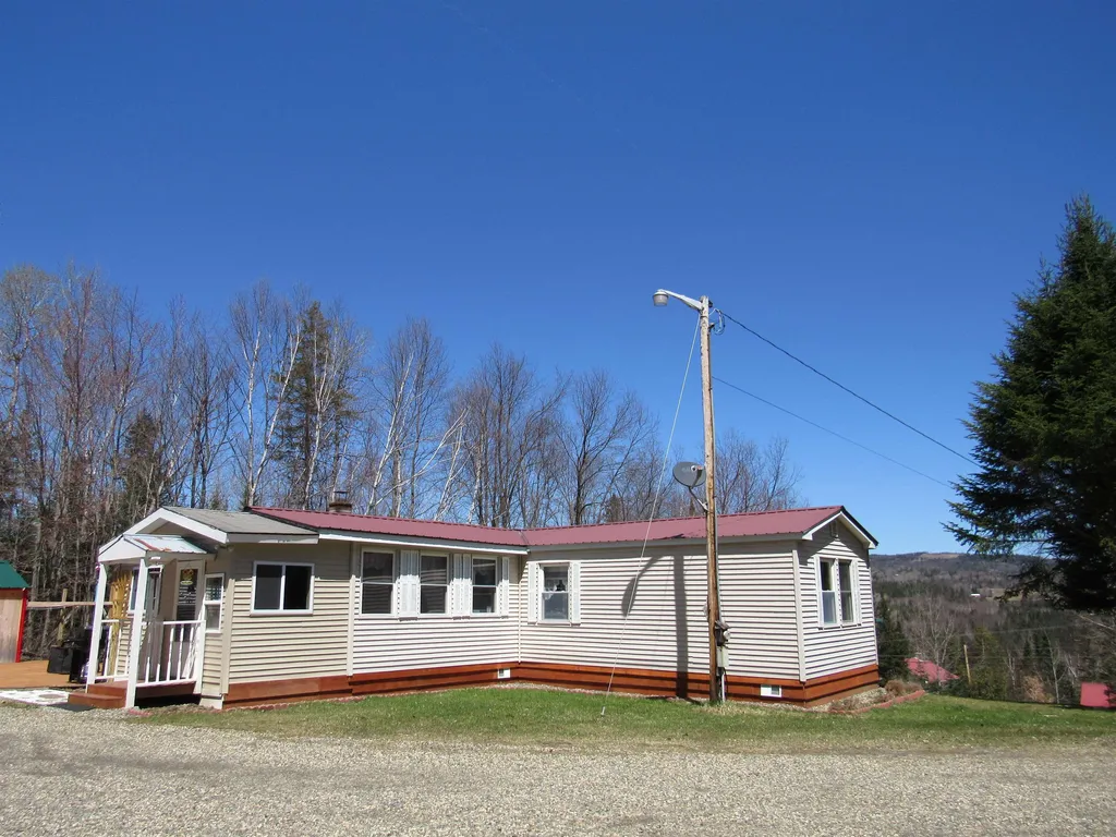 108 Carleton Hill Road Colebrook NH 03576