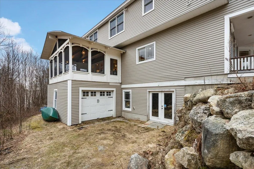 131 Lindsey Way Goffstown NH 03045
