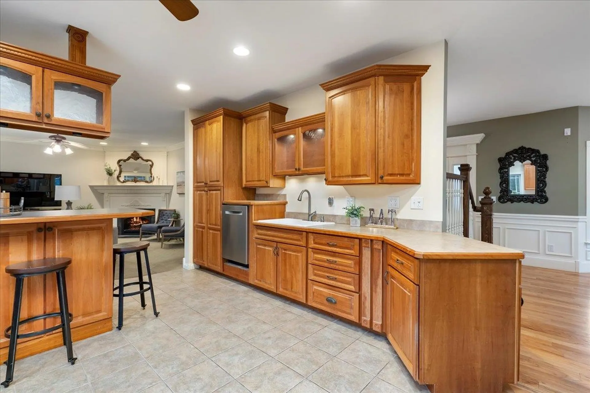 131 Lindsey Way Goffstown NH 03045