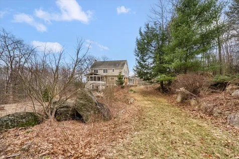 131 Lindsey Way Goffstown NH 03045