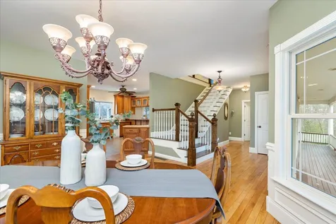 131 Lindsey Way Goffstown NH 03045