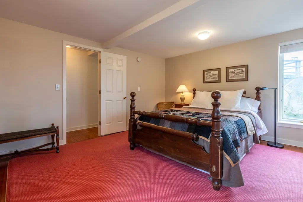 148 East Hill Road Woodstock VT 05071