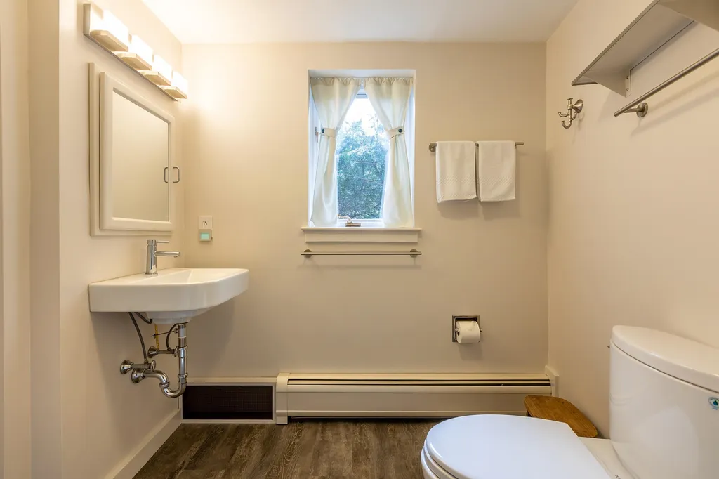 148 East Hill Road Woodstock VT 05071