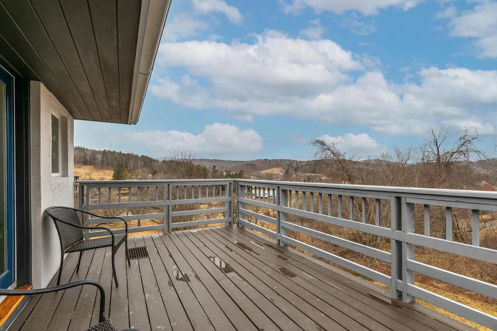148 East Hill Road Woodstock VT 05071