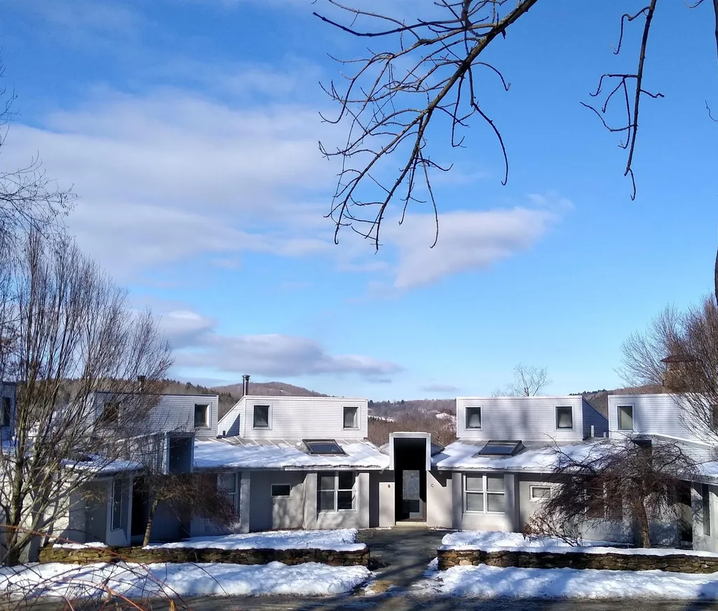 148 East Hill Road Woodstock VT 05071