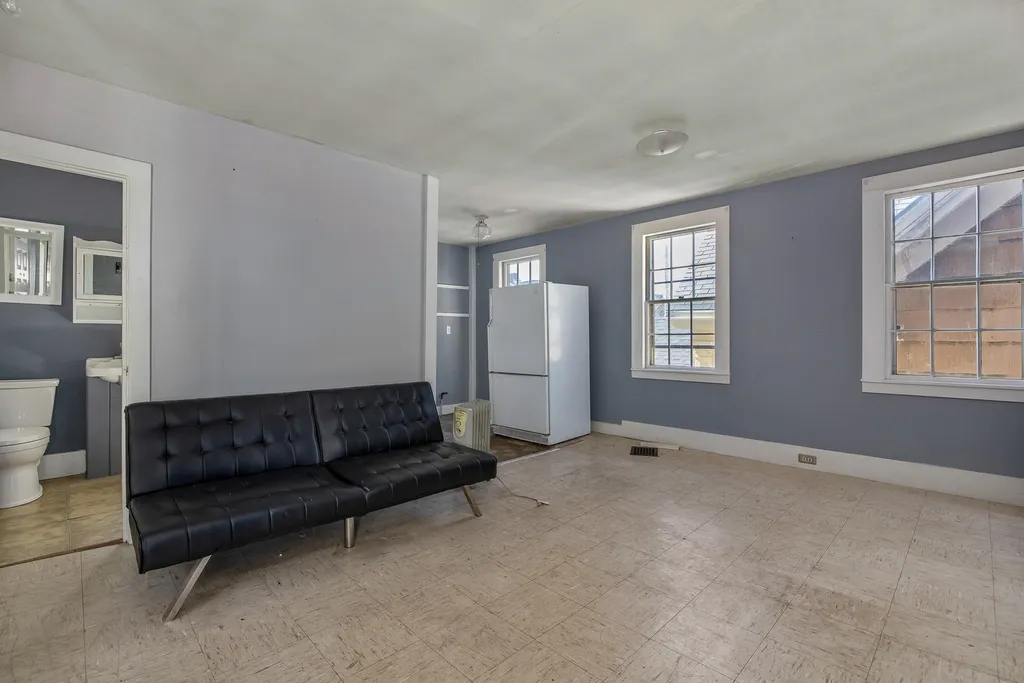 95 + 99 Daniel Street Portsmouth NH 03801